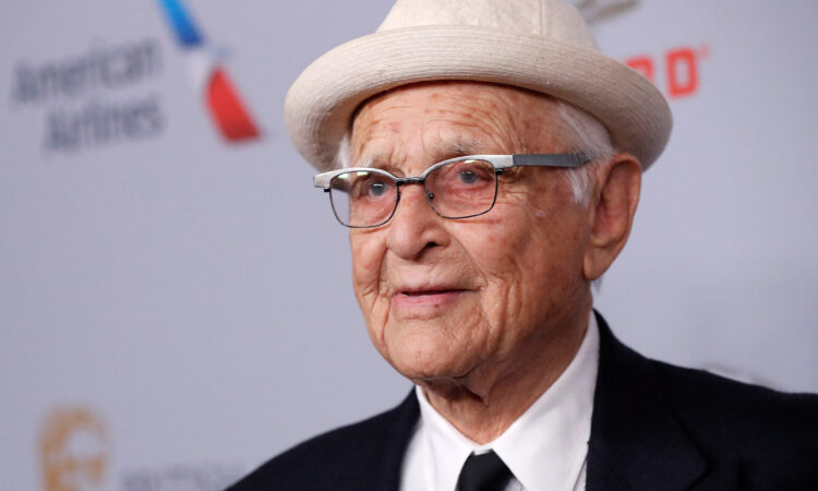 2023 12 06T134019Z 1436623714 RC2OR4ACF3T3 RTRMADP 3 PEOPLE NORMAN LEAR